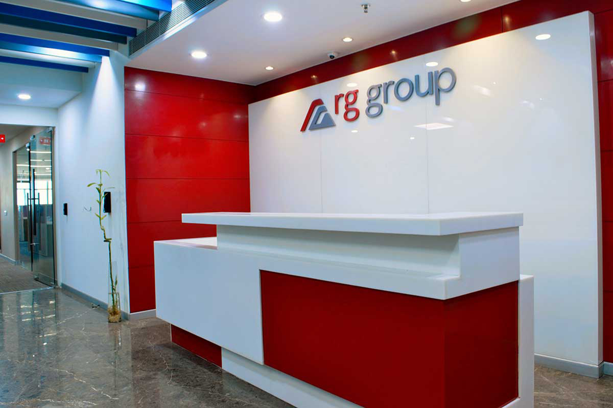 Rg-Group
